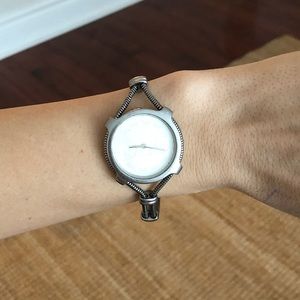 D&G bracelet watch (AUTHENTIC). ✨